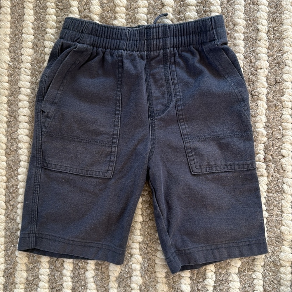 Tea shorts - size 6